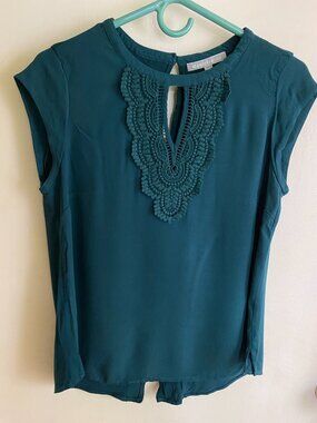 Daniel Rainn Teal Blouse Crochet Lace Keyhole Top Short Sleeve Medium/Petite